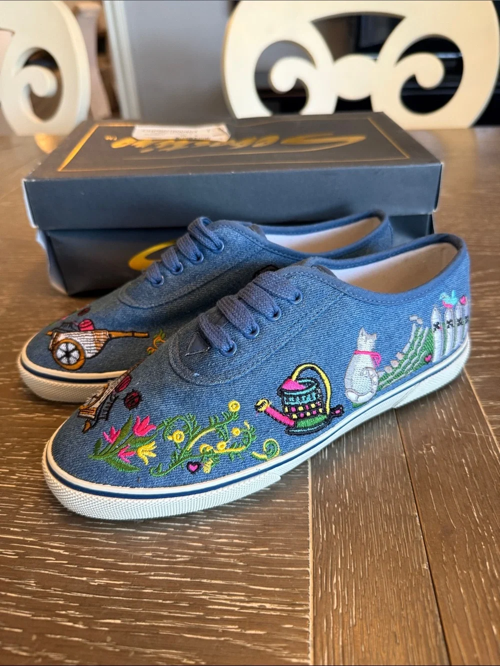 Sebastino sneakers vintage Denim Embroidered country Garden women’s 8